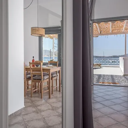 Apartment Seaside Nest Adamantas (Milos)